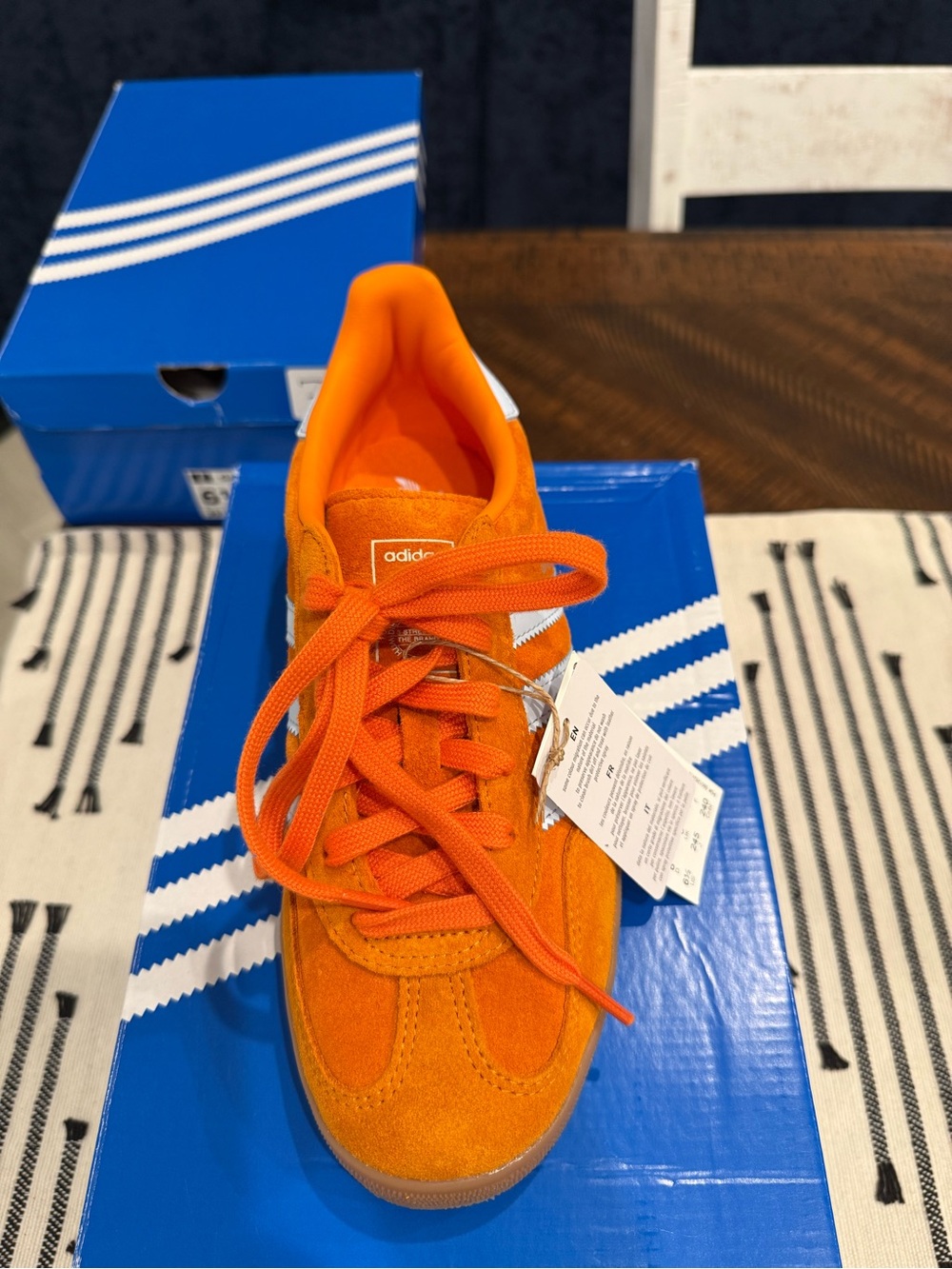 NEW Adidas Gazelle Orange Suede Sneakers with White Stripes Womens 7.5/Mens 6.5 - Picture 3 of 4